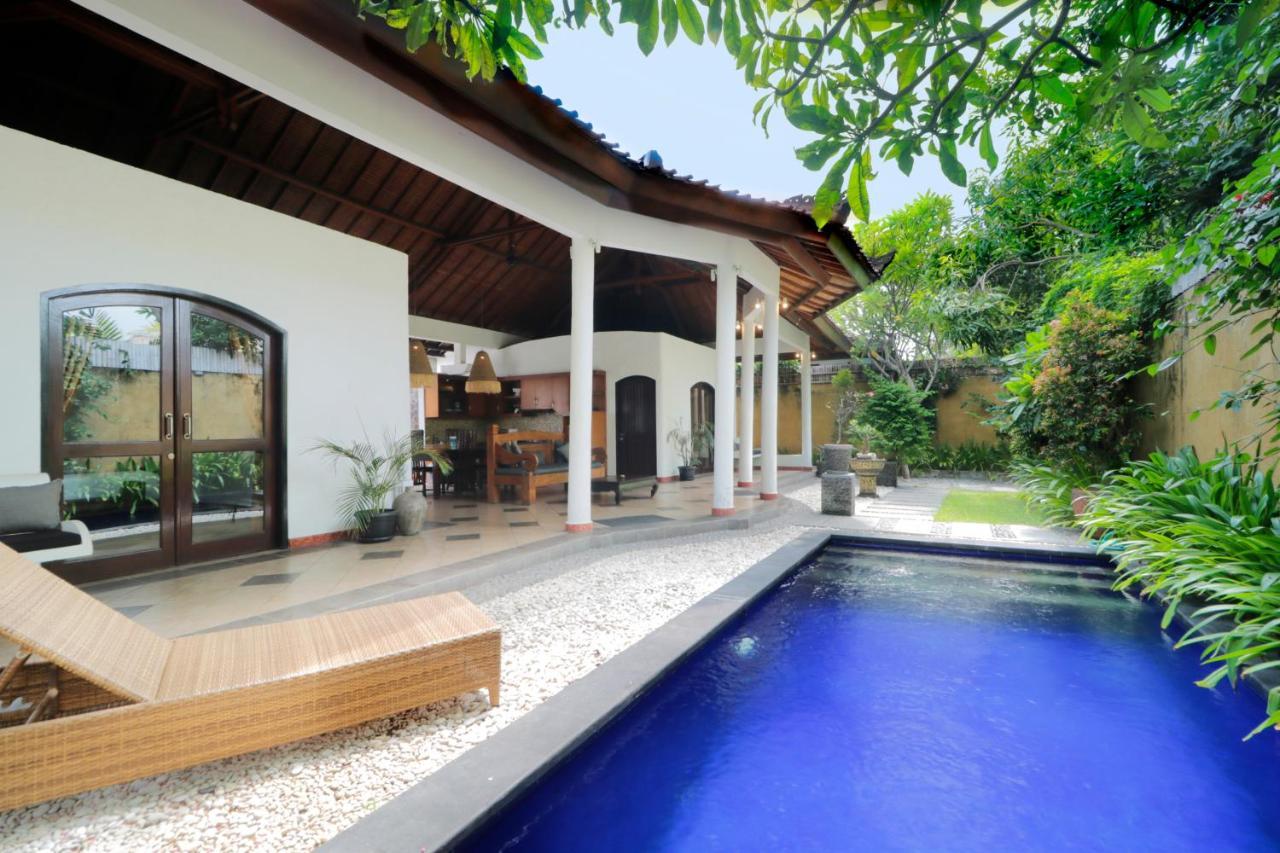 Singgah Villas Seminyak 外观 照片